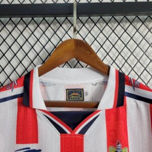 Retro Chivas 1997/98 Home Jersey - Image 10
