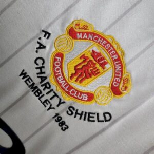 Retro Manchester United 1983/84 Away Jersey - Image 7