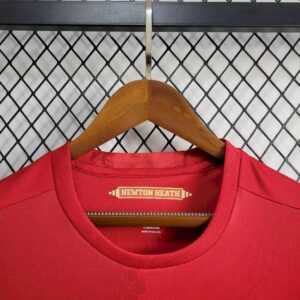 Retro Manchester United 2016/17 Home Jersey - Image 10