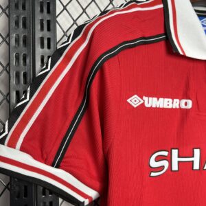 Retro Manchester United 1998/99 Home Jersey - Image 6