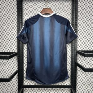 Retro Newcastle United 2004/06 Away Jersey - Image 2