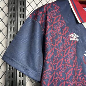 Retro Ajax 1994/95 Away Jersey - Image 8