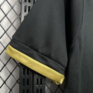 Retro Juventus 2015/16 Third Jersey - Image 10