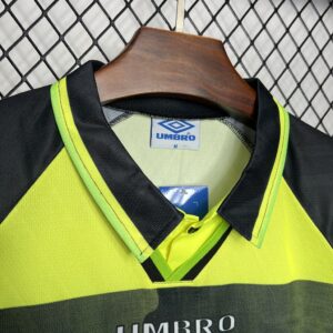 Retro Celtic 1996/97 Away Jersey - Image 5