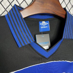 Retro Flamengo 1999 Goalkeeper Jersey - Image 6