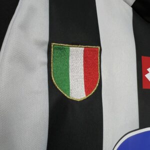 Retro Juventus 2002/03 Home Champions Leagues Jersey - Image 6