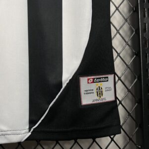 Retro Juventus 2002/03 Home Champions Leagues Jersey - Image 3