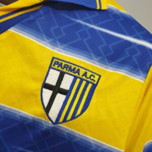 Retro Parma Calcio 1998/99 Home Jersey - Image 4