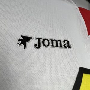 Retro Rayo Vallecano 2001/02 Home Jersey - Image 7