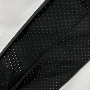 Retro Juventus 1997/99 Home Jersey - Image 4