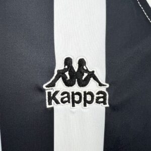 Retro Juventus 1996/97 Home Jersey - Image 6
