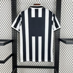 Retro Juventus 1996/97 Home Jersey - Image 2