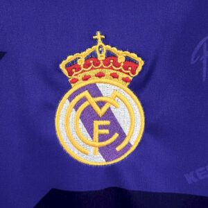 Retro Real Madrid 1994/96 Away Jersey - Image 6