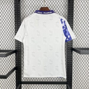 Retro Real Madrid 1996/97 Third Jersey - Image 2
