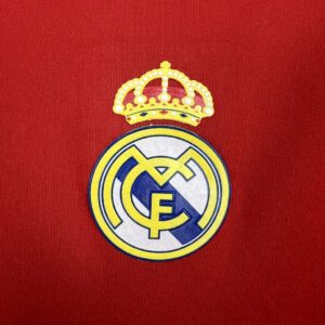 Retro Real Madrid 2011/12 Third Jersey - Image 7