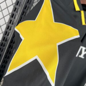 Retro Juventus 1996/97 Third Jersey - Image 3