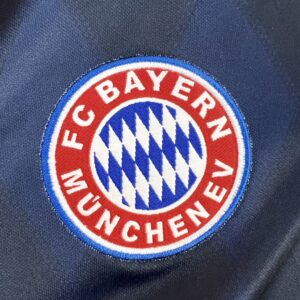 Retro Bayern Munich 1997/99 Home Jersey - Image 6