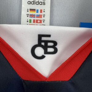 Retro Bayern Munich 1997/99 Home Jersey - Image 5