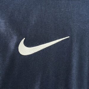 Retro Paris Saint-Germain 2001/2002 Home Jersey - Image 7