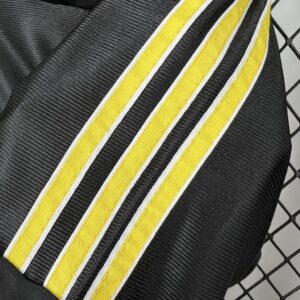 Retro Real Madrid 1998/00 Away Jersey - Image 3
