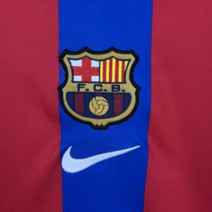 Retro Barcelona 2001/02 Home Jersey - Image 4