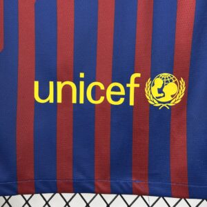 Retro Barcelona 2011/12 Home Jersey - Image 4