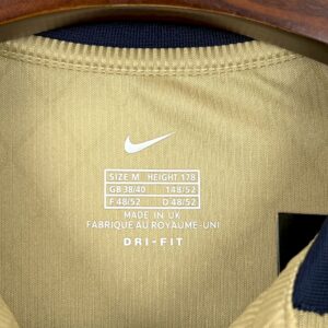 Retro Arsenal 2001/02 Away Jersey - Image 4