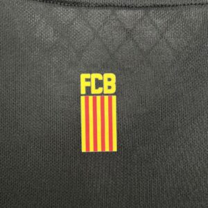 Retro Barcelona 2011/12 Third Jersey - Image 5