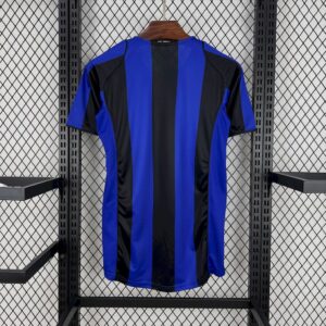 Retro Inter Milan 2004/05 Home Jersey - Image 2