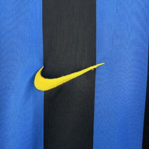 Retro Inter Milan 2002/04 Home Jersey - Image 6