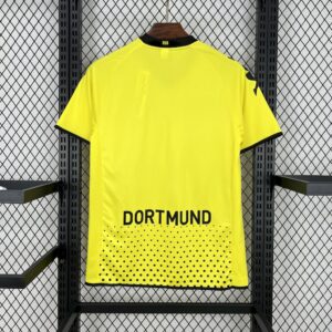 Retro Borussia Dortmund 2011/12 Home Jersey - Image 2
