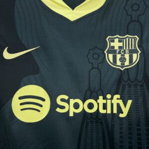 Mens Barcelona 2024/25 Dark green training Jersey - Image 4