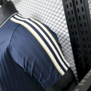 Mens Juventus 2025/26 Terrace Icons Jersey Player Version - Image 3