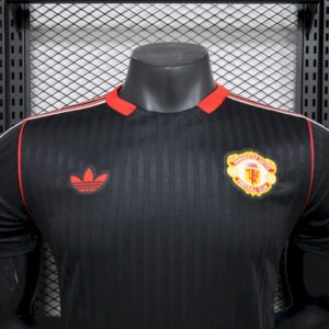 Mens Manchester United 2025/26 Black Terrace Icons Jersey Player Version - Image 4