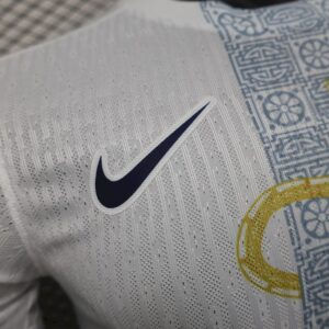 Mens Tottenham Hotspur 2025/26 White Gold Snake Edition Jersey Player Version - Image 6