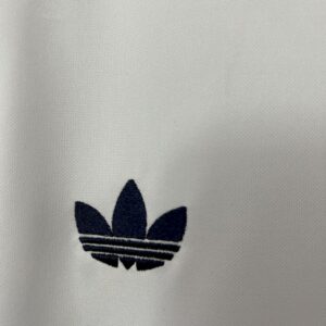 Retro Real Madrid 1984/85 Home Jersey - Image 7