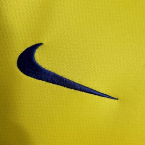 Retro Barcelona 2008/09 Away Jersey - Image 10