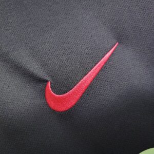 Retro Barcelona 2016/17 Away Long Sleeves Jersey - Image 7