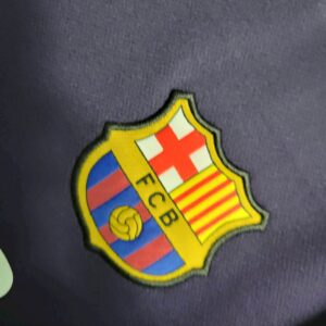 Retro Barcelona 2016/17 Away Long Sleeves Jersey - Image 6
