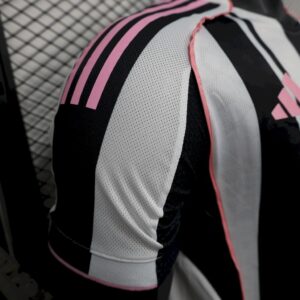 Mens Juventus 2025/26 Home Leaked version Jersey Player Version - Image 5