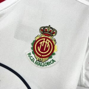 Retro RCD Mallorca 2001/02 Away Jersey - Image 9