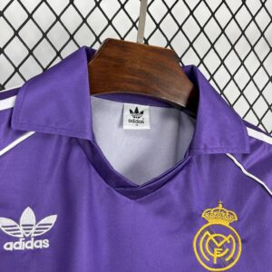 Retro Real Madrid 1984/85 Third Jersey - Image 6