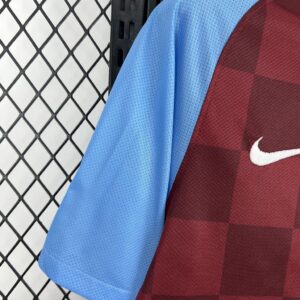 Retro Aston Villa 2011/12 Home Jersey - Image 9
