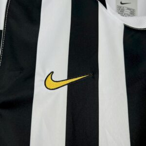 Retro Juventus 2002/03 Home Jersey - Image 5