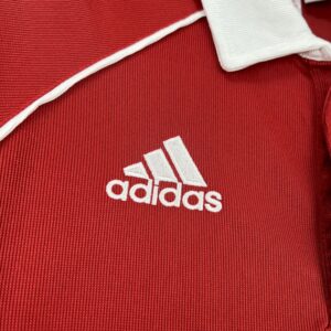 Retro Bayern Munich 2005/06 Home Jersey - Image 9