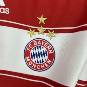 Retro Bayern Munich 2007/08 Home Jersey - Image 9