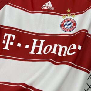 Retro Bayern Munich 2007/08 Home Jersey - Image 8