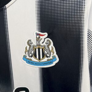 Mens Newcastle United 2025/26 Home Jersey - Image 6