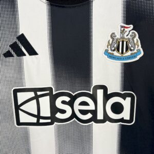 Mens Newcastle United 2025/26 Home Jersey - Image 5
