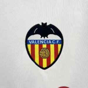 Retro Valencia CF 2004/05 Home Jersey - Image 4